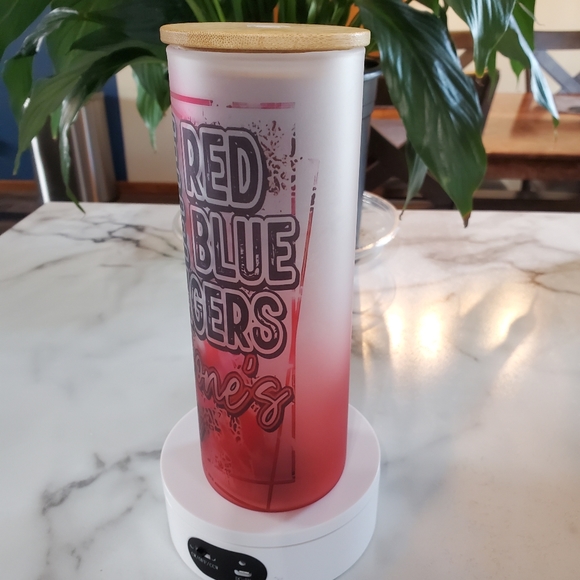 I have 5 fingers the middle one's for you 20oz Gradient Red Glass Tumbler 🎉sale - Picture 5 of 13